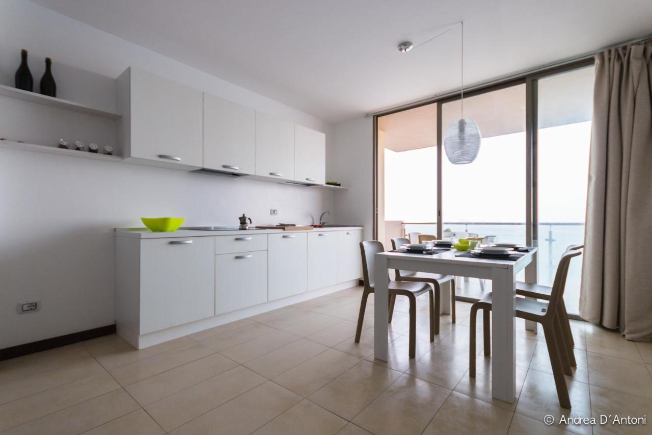 Apartamento Las Rochas Mindelo Esterno foto